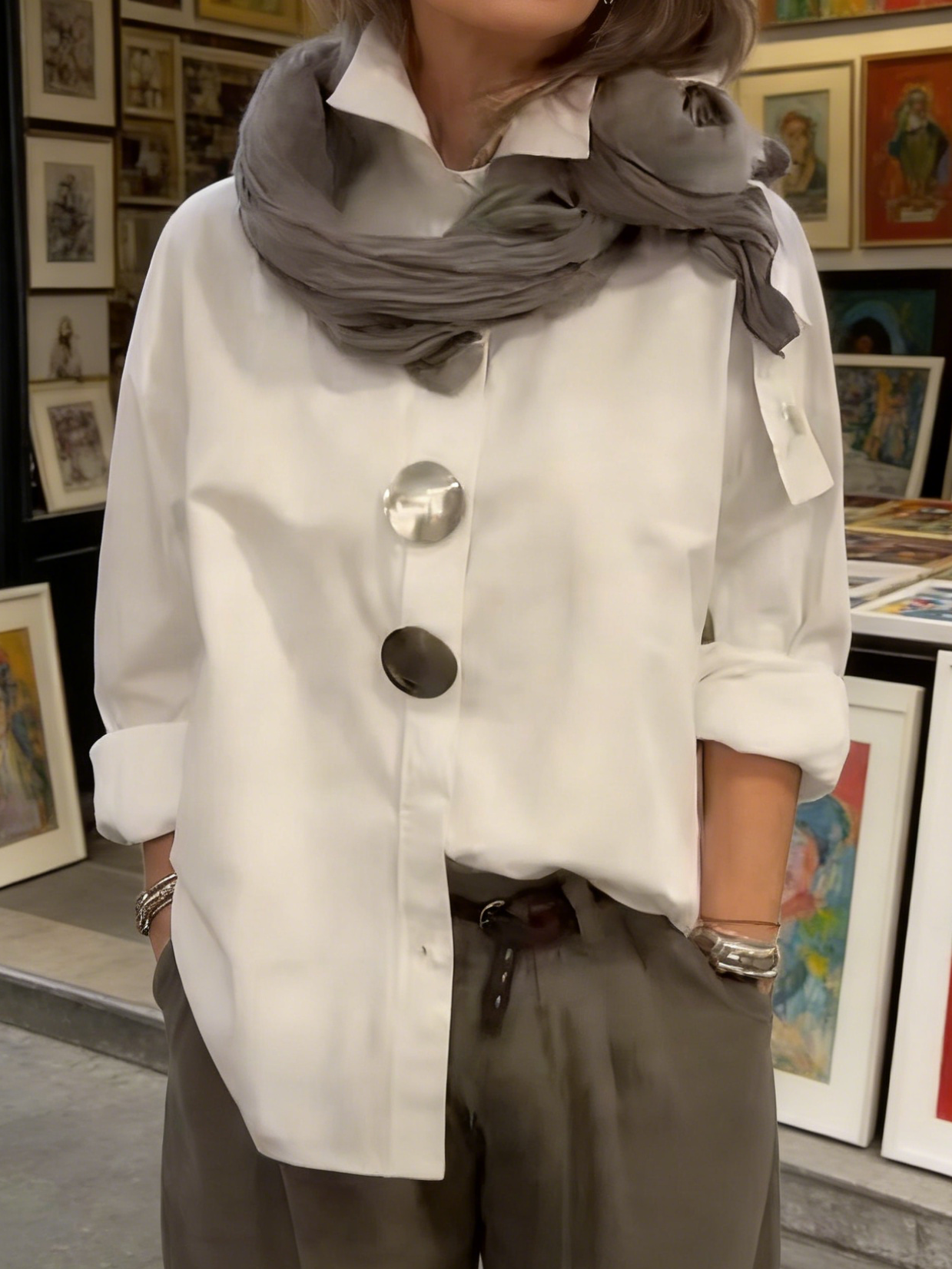 ROSALINE | STATEMENT BUTTON STAND COLLAR BLOUSE