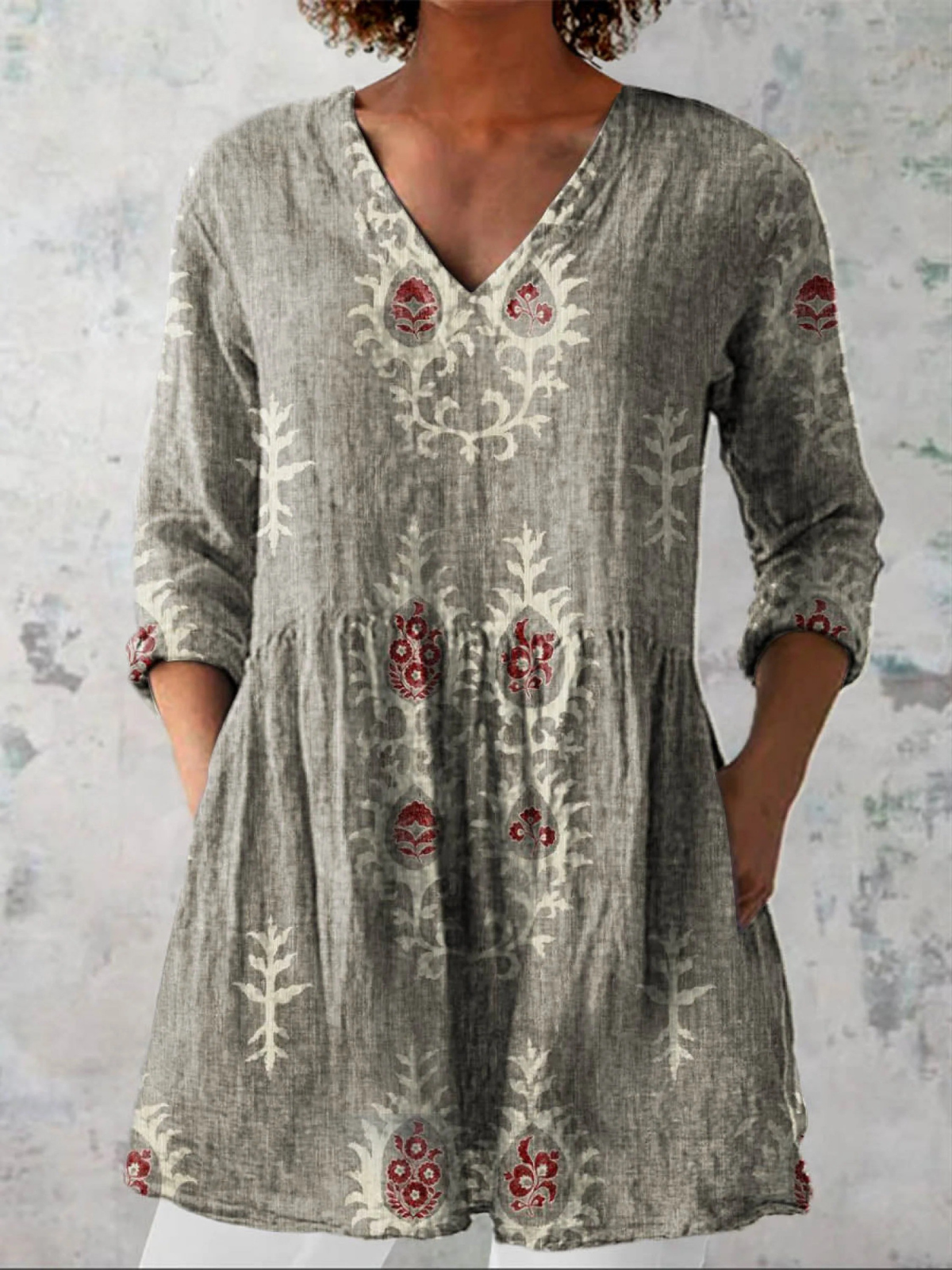 ELISE | LONG BLOUSE WITH V-NECK