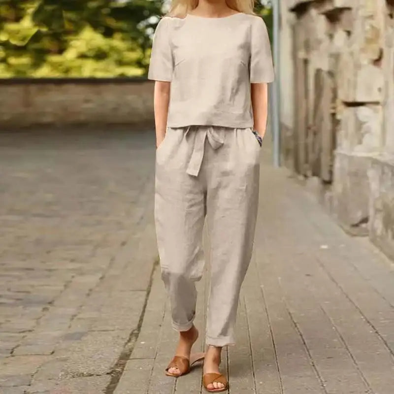 Charm™ - Chic Lounge Set in Two Pieces