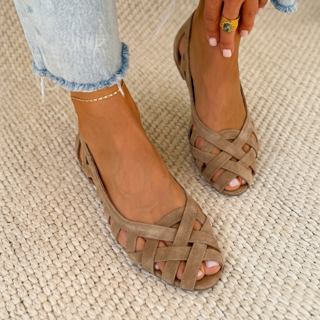 JENEFER | LIGHTWEIGHT COMFORT SANDALS