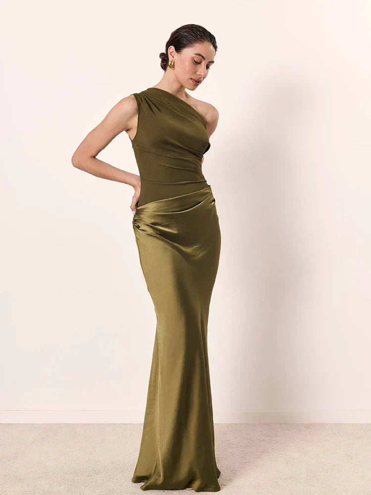 Maxi Dress with a Guilt in Satin