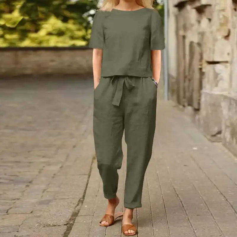 Charm™ - Chic Lounge Set in Two Pieces